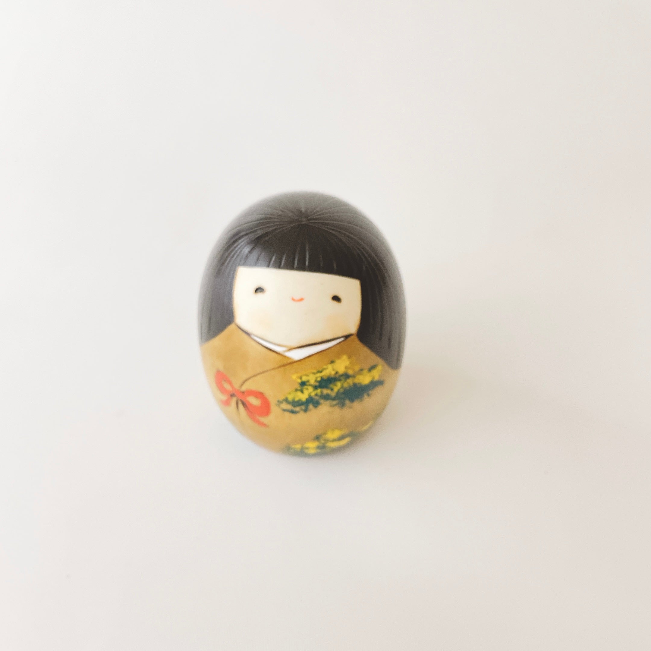 usaburo-kokeshi-haru-spring-figurine-artisanale-uf-yura-koro image 5