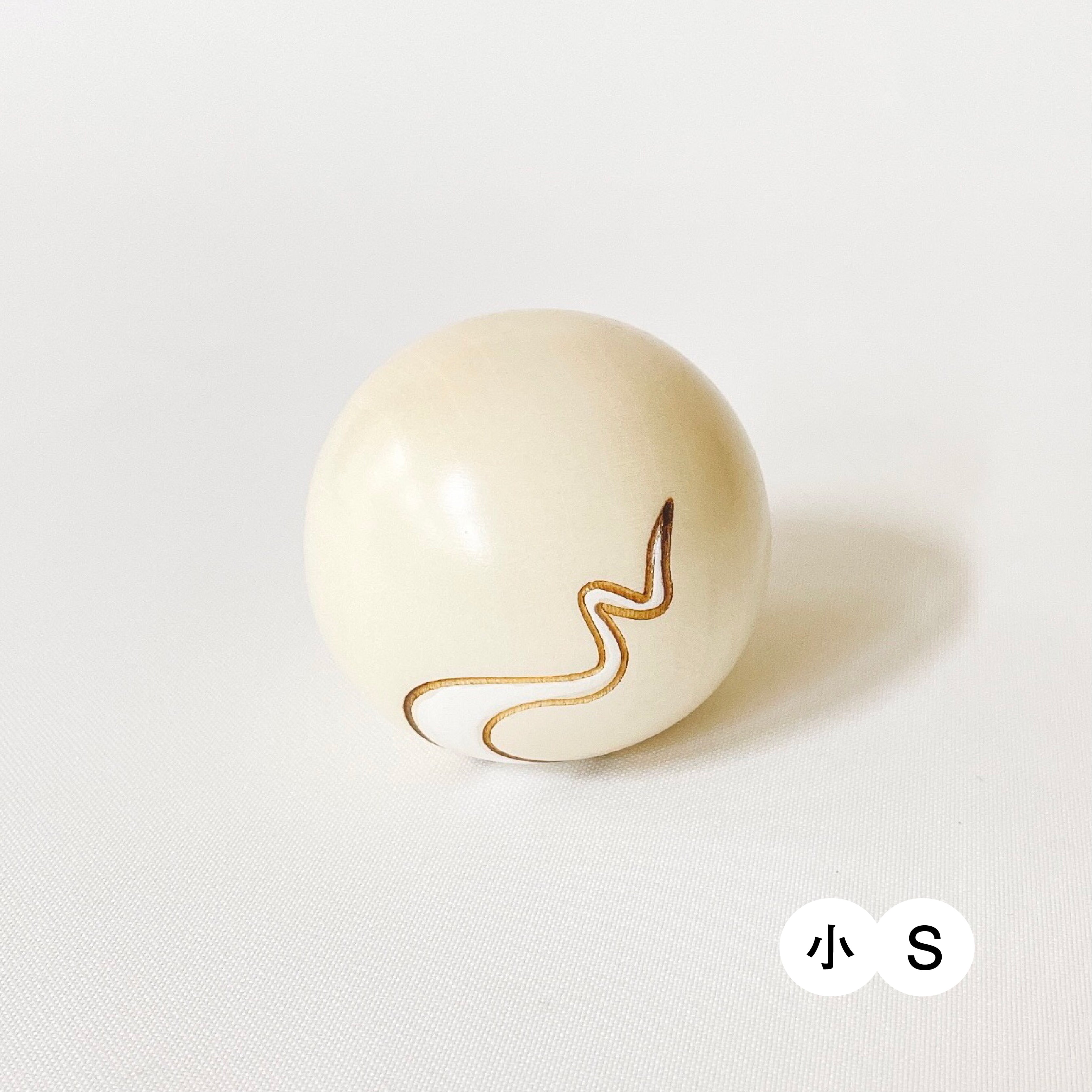 usaburo-kokeshi-yurakoro-serpent-figurine-culbuto-zodiaque-bois image 3