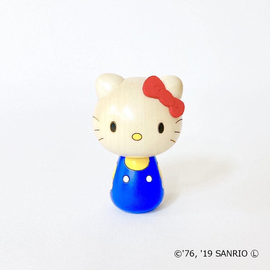 usaburo-kokeshi-hello-kitty-figurine-artisanale-7-5-cm image 1