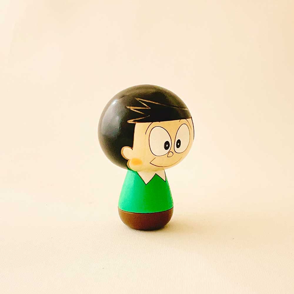 usaburo-kokeshi-doraemon-figurine-officielle-58x58x92mm image 4