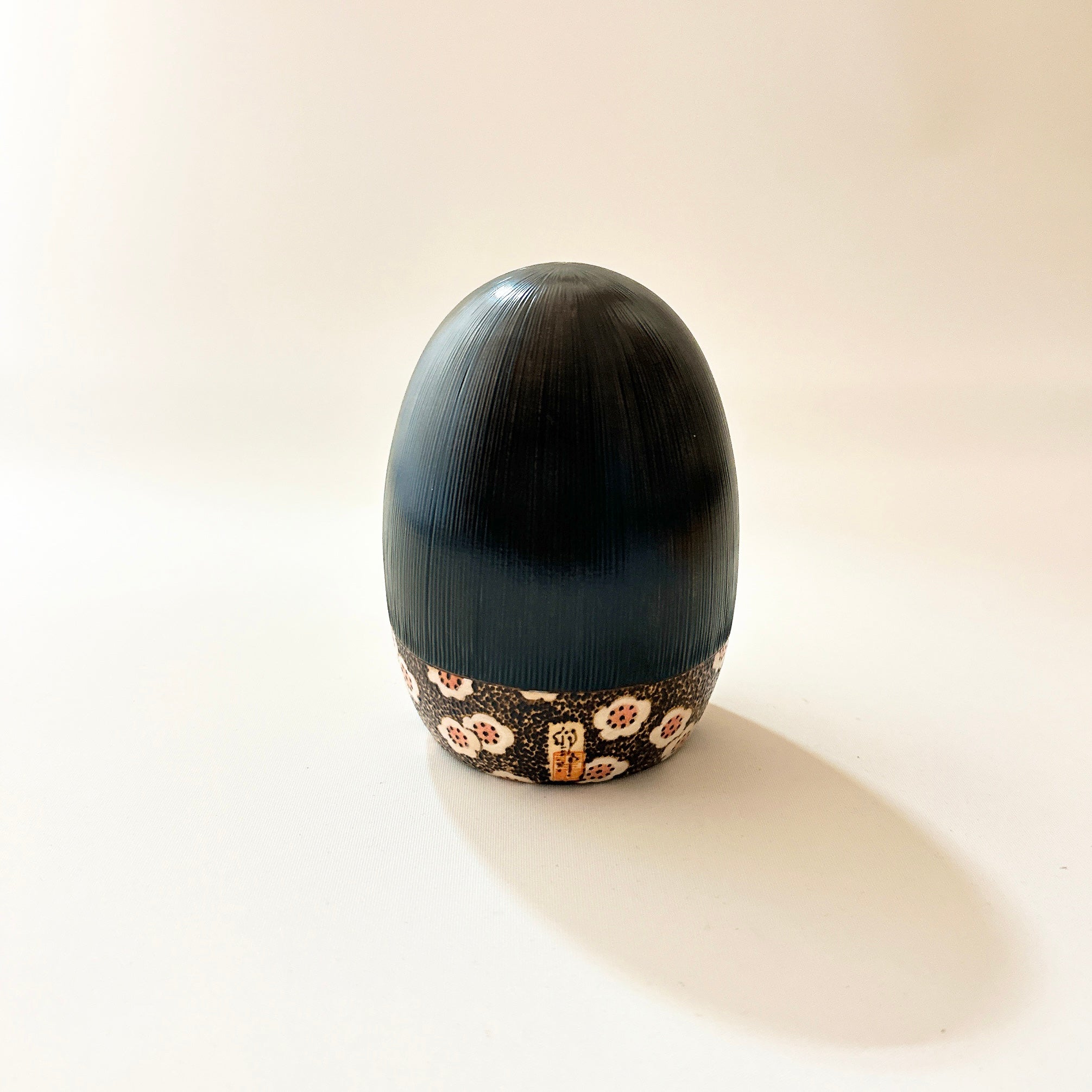 usaburo-kokeshi-s-shun-ka-fleurs-de-printemps-figurine-hana-monogatari-12-cm-dit image 3