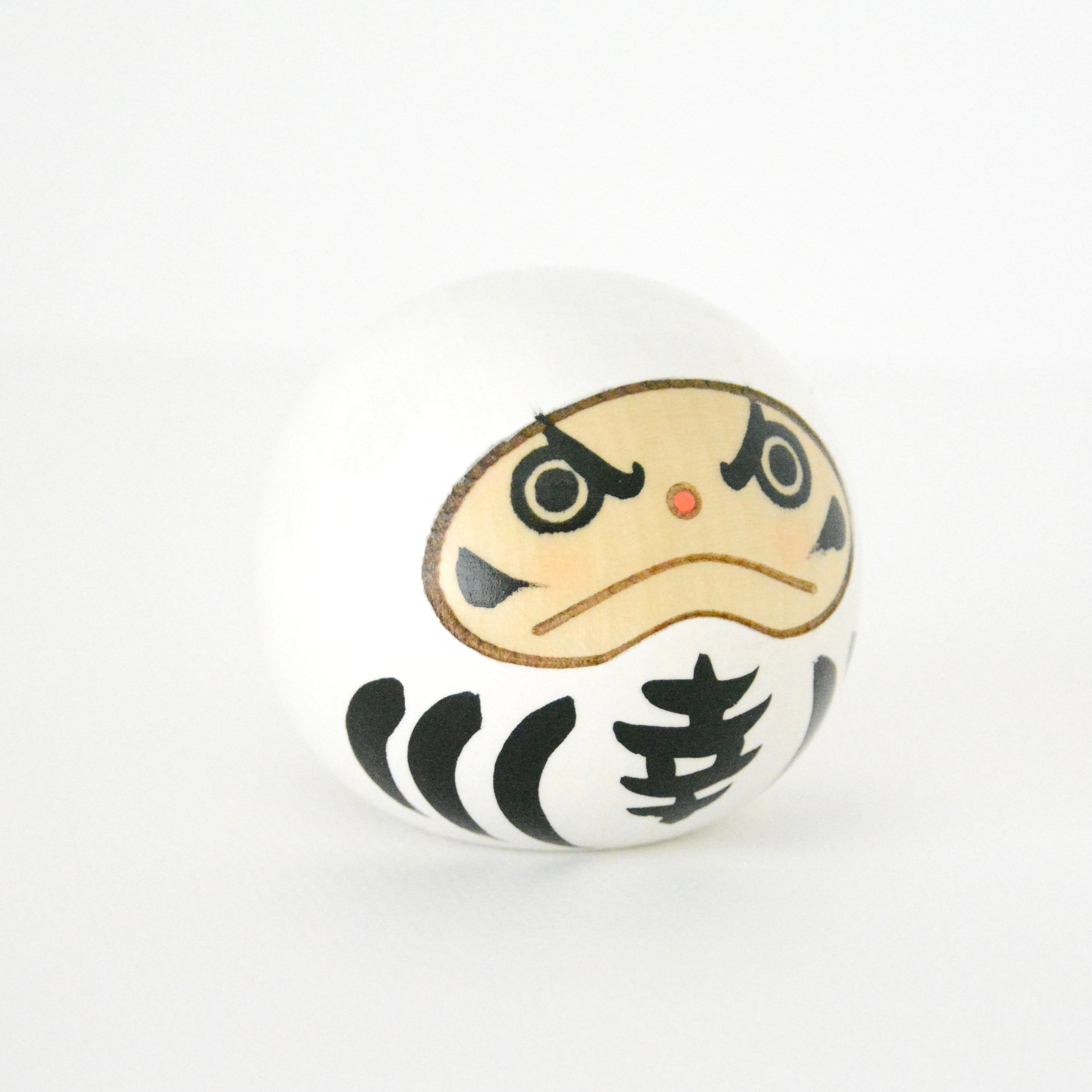 usaburo-kokeshi-kofuku-daruma-white-figurine-porte-bonheur image 3