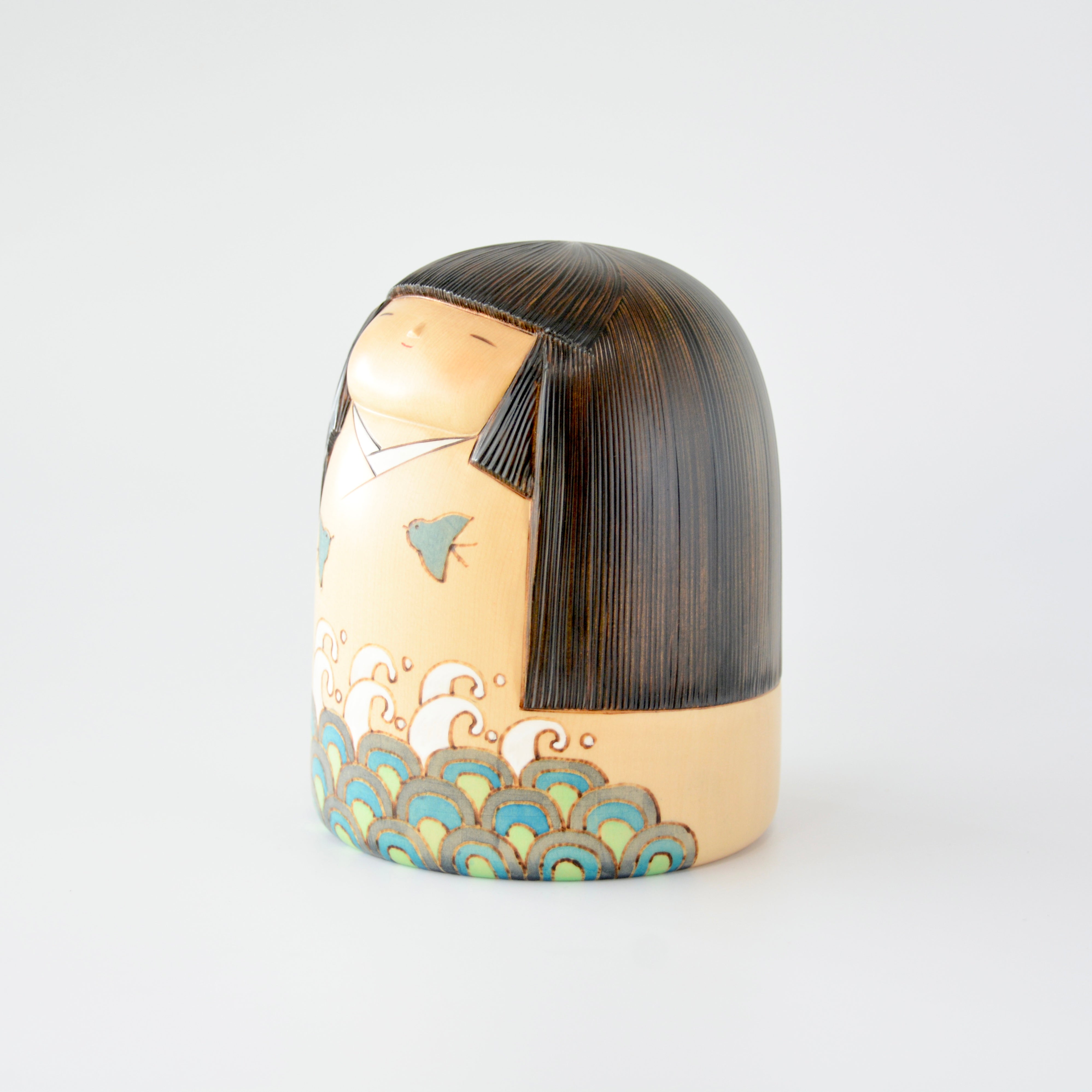 usaburo-kokeshi-natsu-no-hi-one-summer-day-yuji-okamoto-kokeshi-dition-limit-e-1 image 3