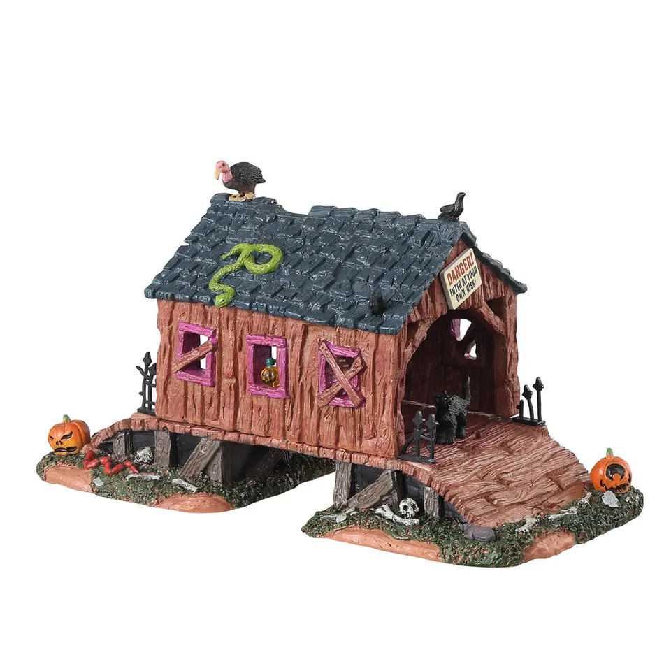 lemax-creepy-covered-bridge-pont-couvert-spooky-town image 1