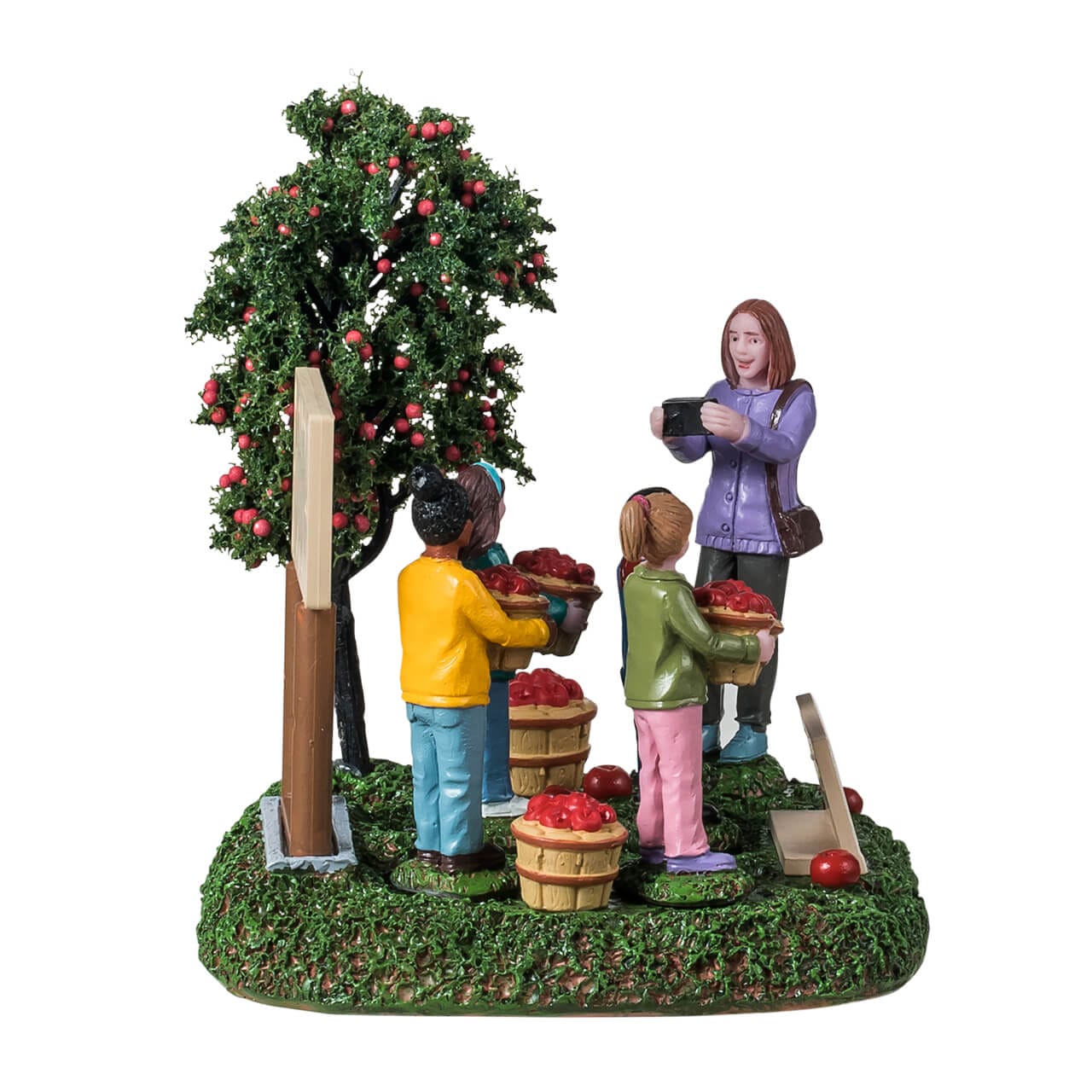 lemax-autumn-field-trip-sc-ne-coliers-verger-harvest-crossing image 2