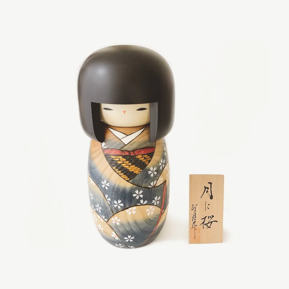 usaburo-kokeshi-tsuki-ni-sakura-lune-320-mm image 1