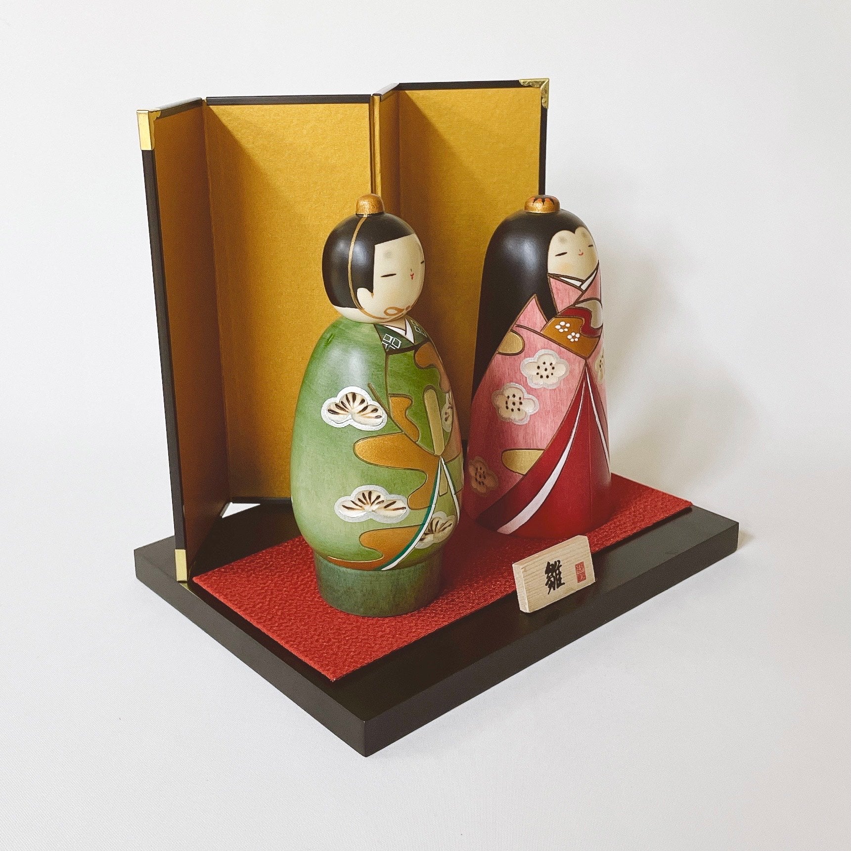 usaburo-kokeshi-tachi-hina-standing-set-hina-2-kokeshi-18-cm image 3