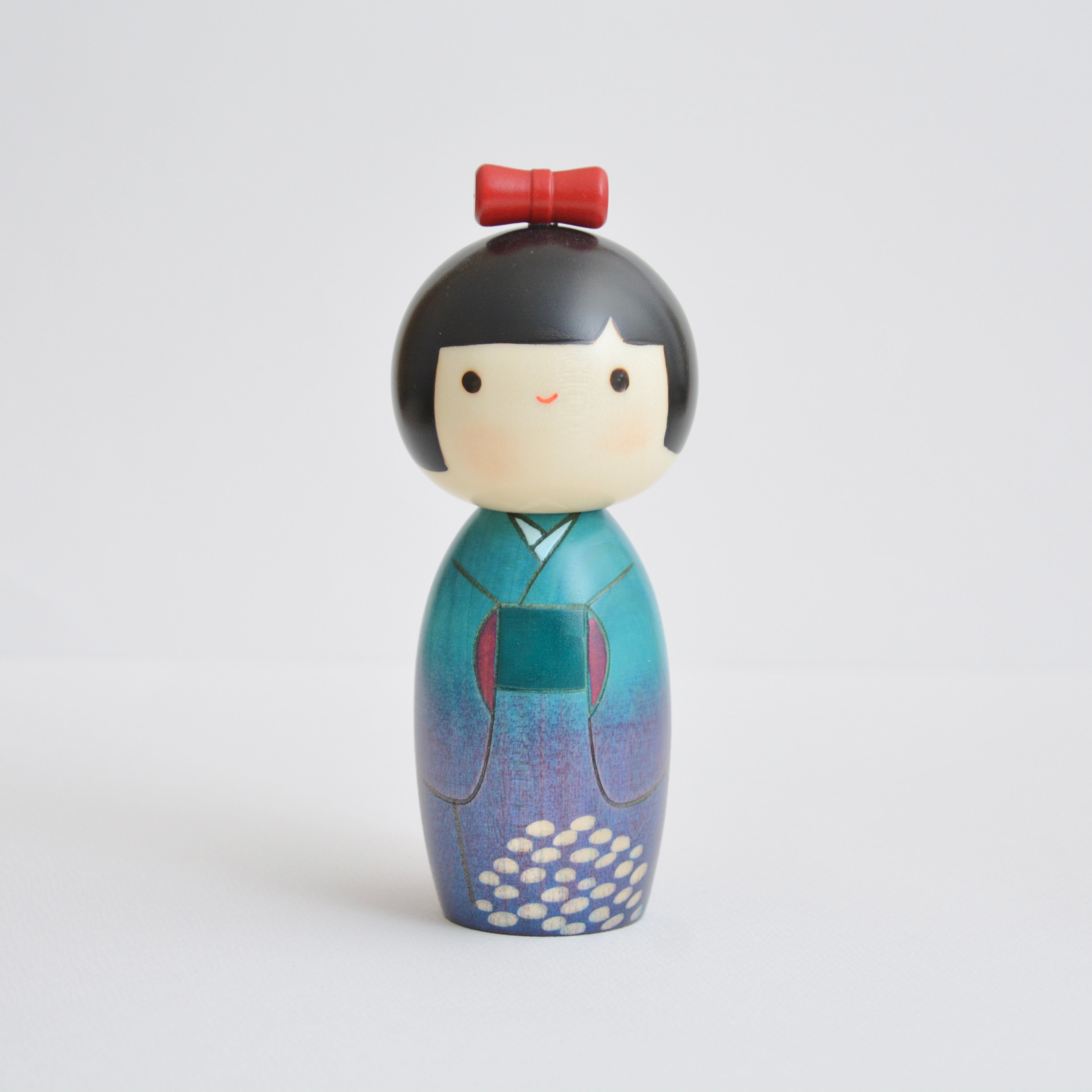 usaburo-kokeshi-ajisai-warabe-hydrangea-kokeshi-13-cm image 1