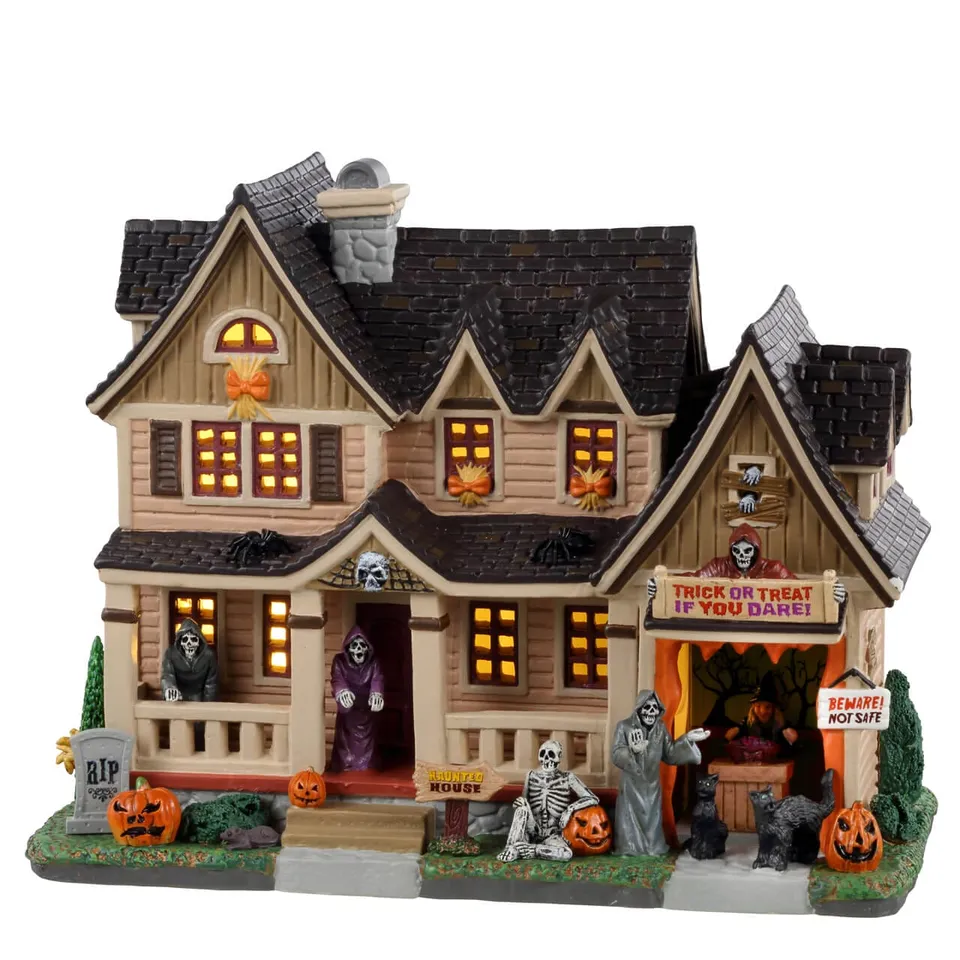 lemax-trick-or-treat-if-you-dare-maison-hant-e-spooky-town image 1