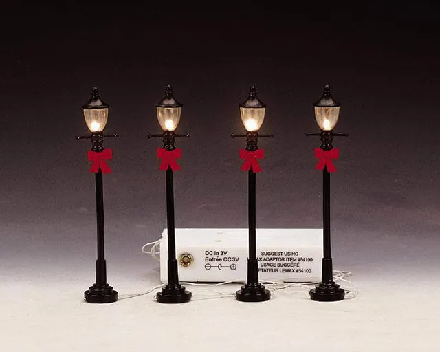 lemax-4-gas-street-lamp-lot-de-4-r-verb-res-miniatures image 1