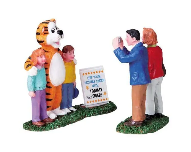 lemax-kids-tommy-tiger-figurine-miniature-enfant-d-guis image 1