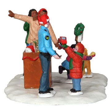 lemax-toy-drive-figurine-miniature-village-de-no-l image 4