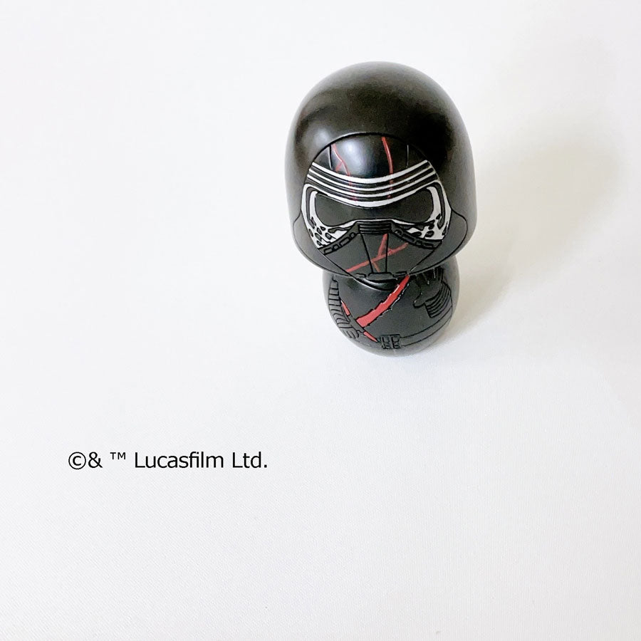 usaburo-kokeshi-star-wars-kylo-ren-figurine-kokeshi-artisanale image 5
