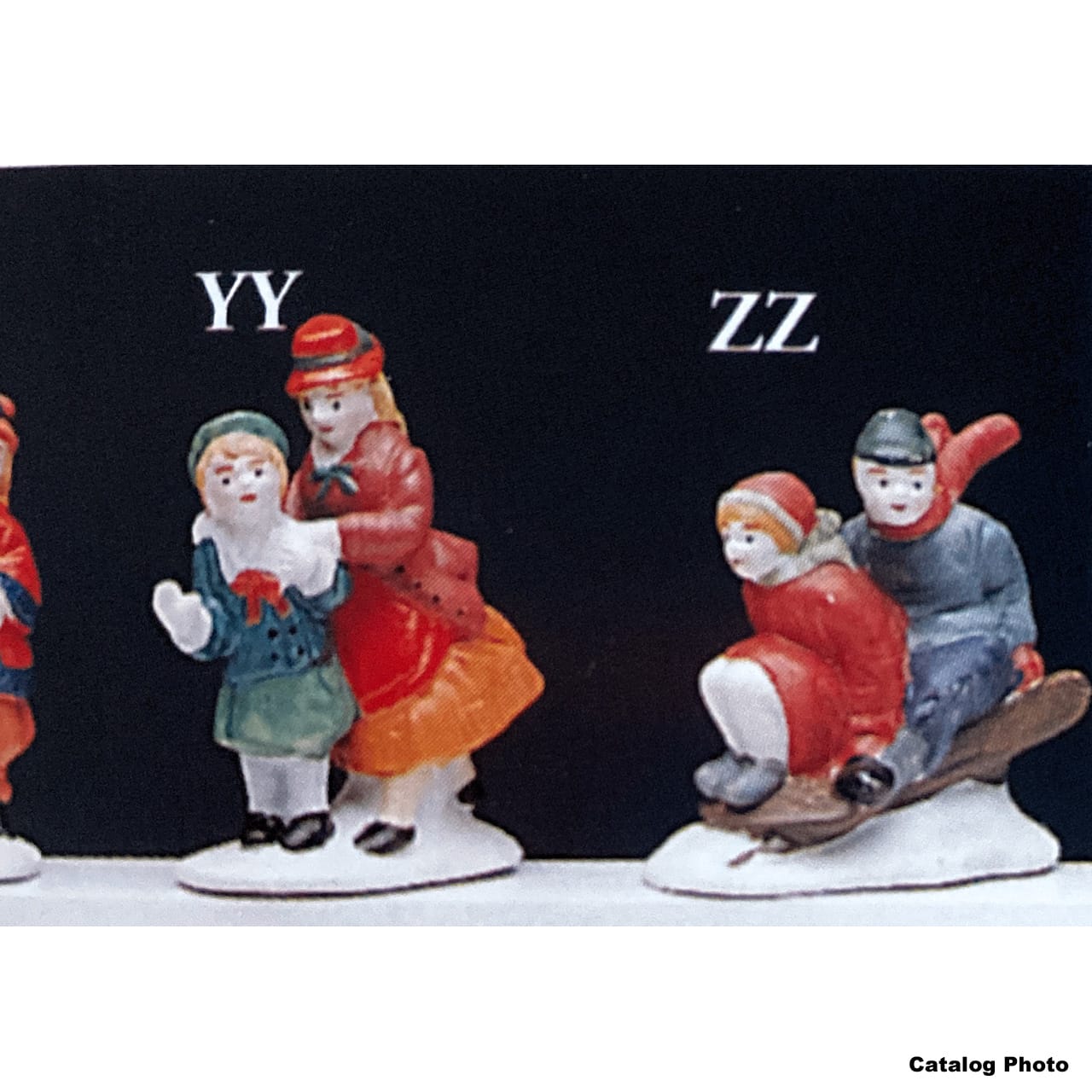 lemax-boy-and-girl-on-sled-figurine-luge-enfants image 1