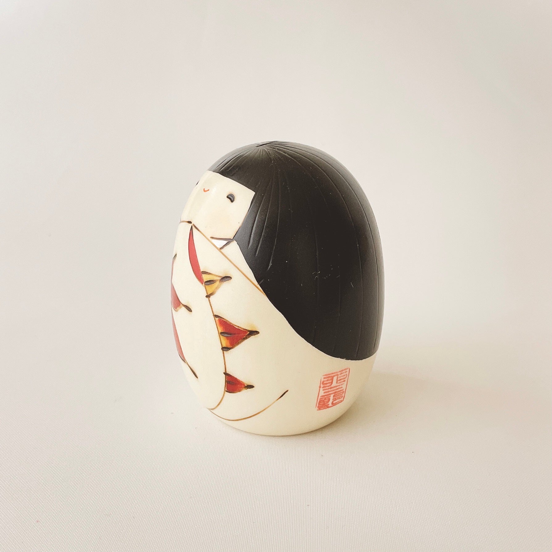 usaburo-kokeshi-aki-automne-yura-koro-yurakoro-9-cm-bois-mizuki image 2