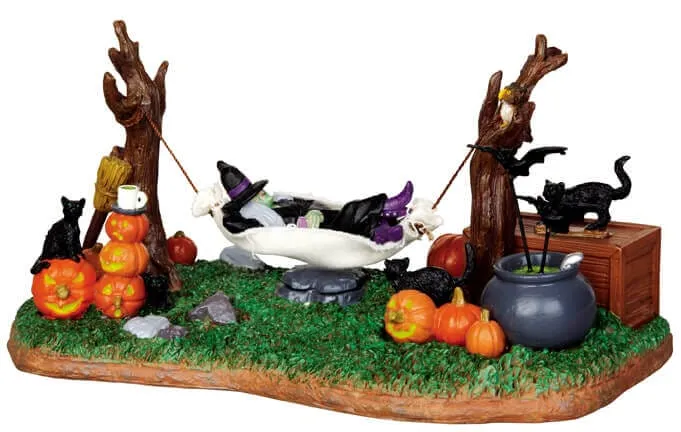 lemax-witches-r-r-figurine-sorci-re-hamac-anim-e-spooky-town image 1
