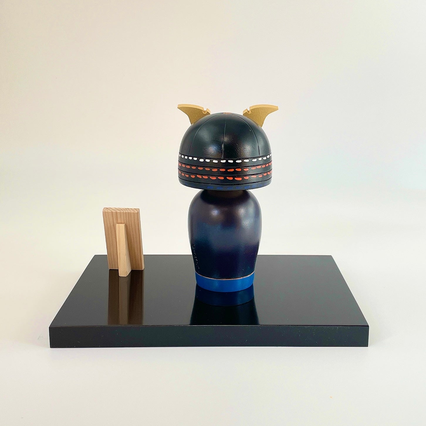 usaburo-kokeshi-taisho-samurai-general-set-feu-de-camp-complet image 3