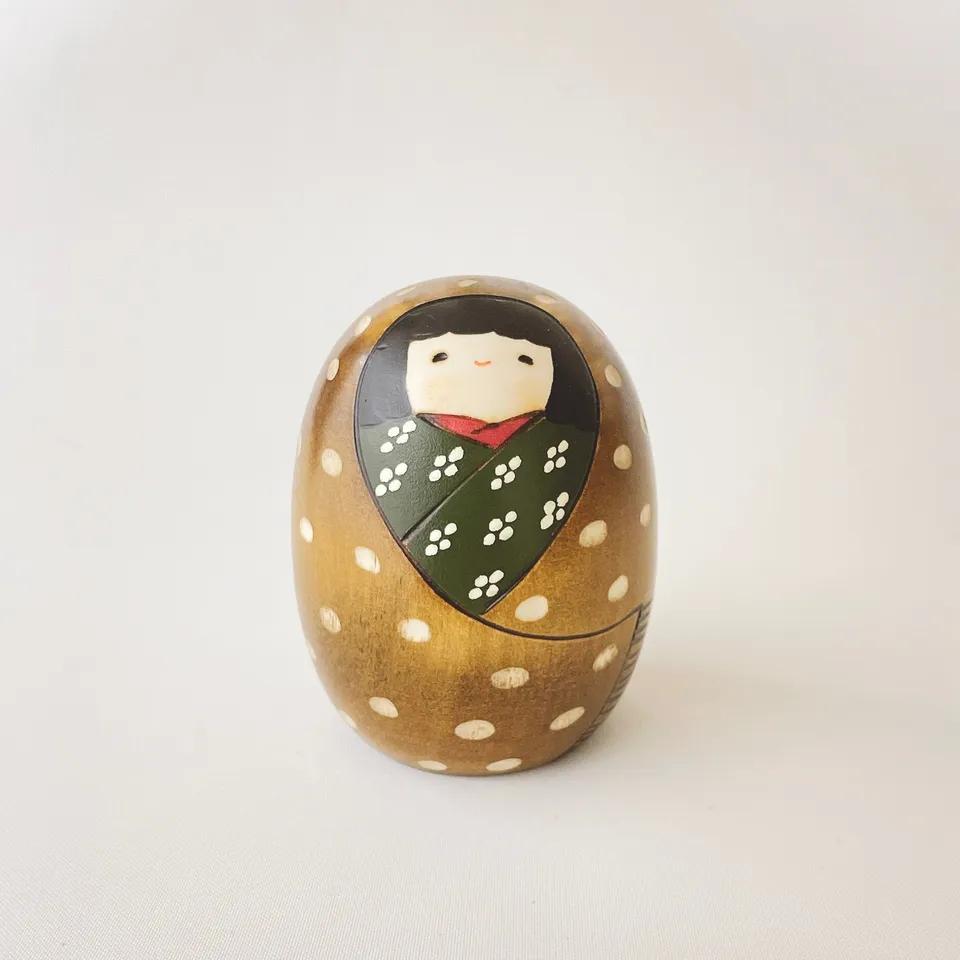 usaburo-kokeshi-fuyu-hiver-figurine-artisanale-classique image 1