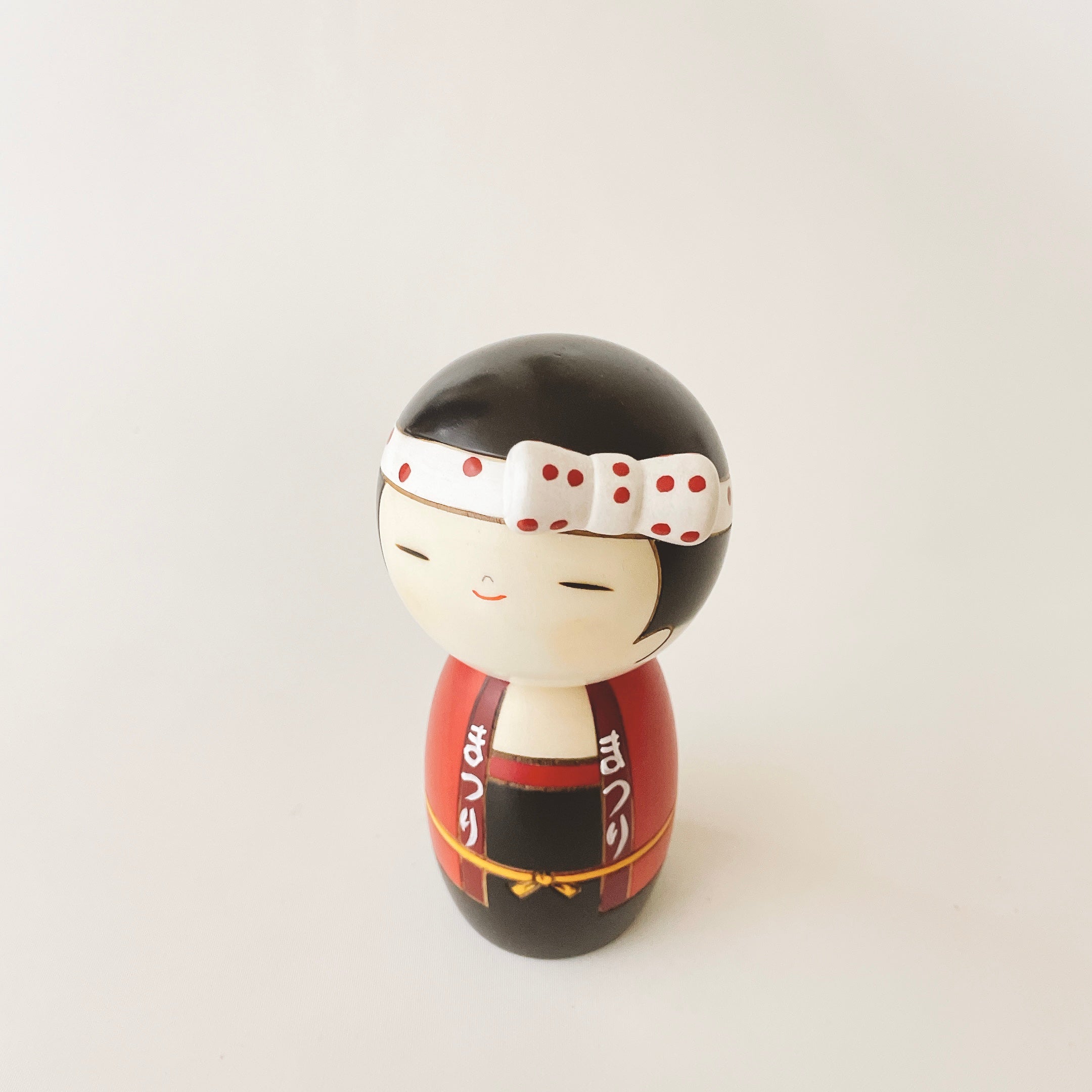 usaburo-kokeshi-wasshoi-summer-festival-girl-14-5-cm image 5