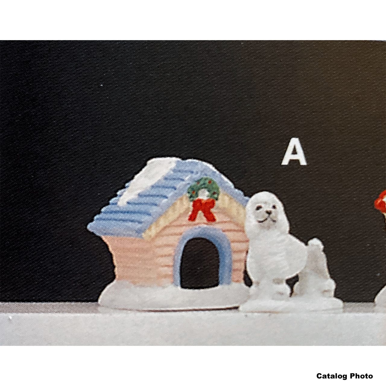 lemax-dog-house-poodle-niche-miniature-avec-caniche image 1